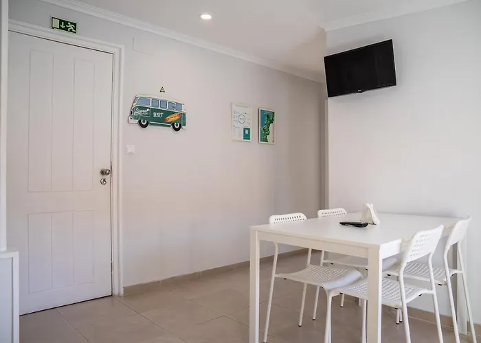 Maré Alta Alojamentos Peniche